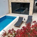 Luxury 33 Διαμέρισμα *