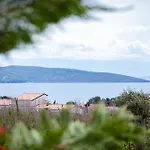 Διαμέρισμα Luxury 33 *