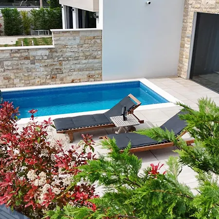 Apartment Luxury 33 Krk Town